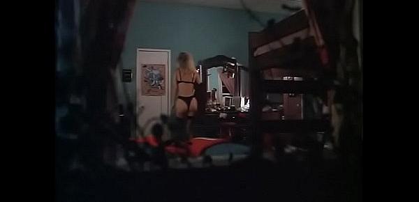  Ghoulies 3, Ghoulies Go to College Sexy Nude Blonde Strip and Shower Scene